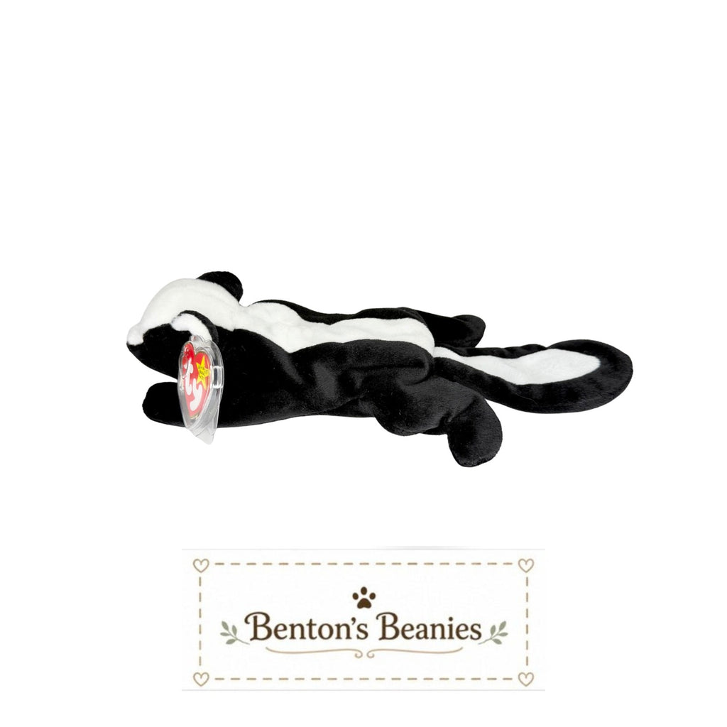 Stinky the Skunk TY Beanie Baby | Mint Heart & Tush Tag